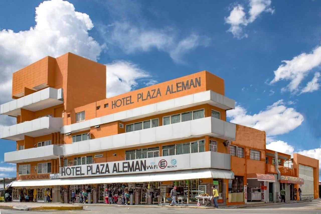 Hotel Plaza Aleman Леон Екстер'єр фото